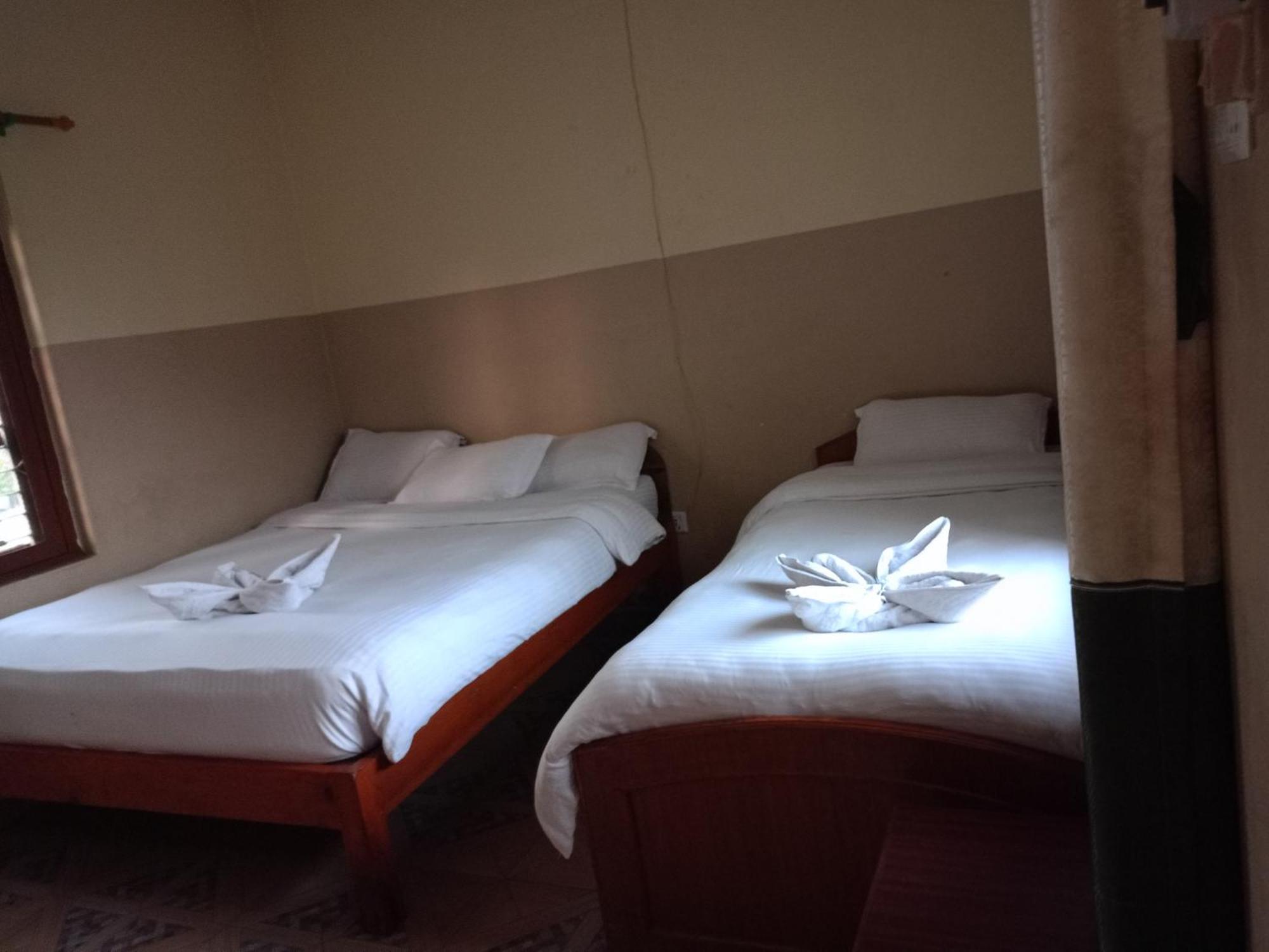 Pokhara Metro Eco Hotel Habitación foto